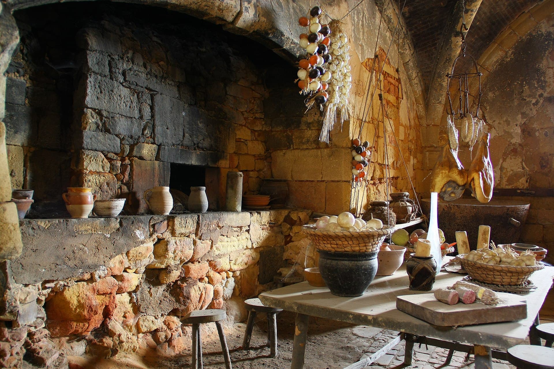 Château de Biron — château à Biron, Dordogne, classé mh