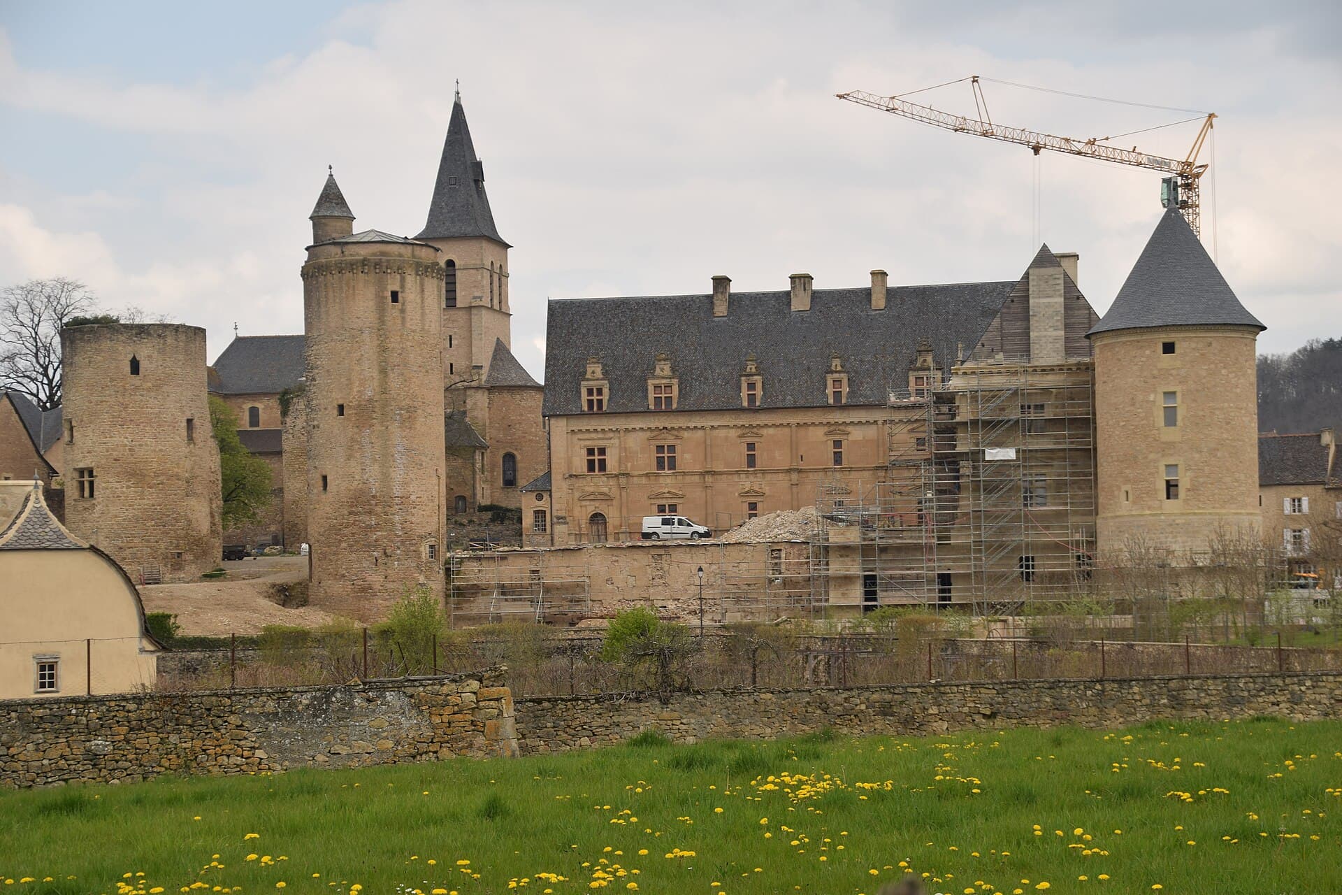 Château de Bournazel — château à Bournazel, Aveyron, intérieur, classé mh