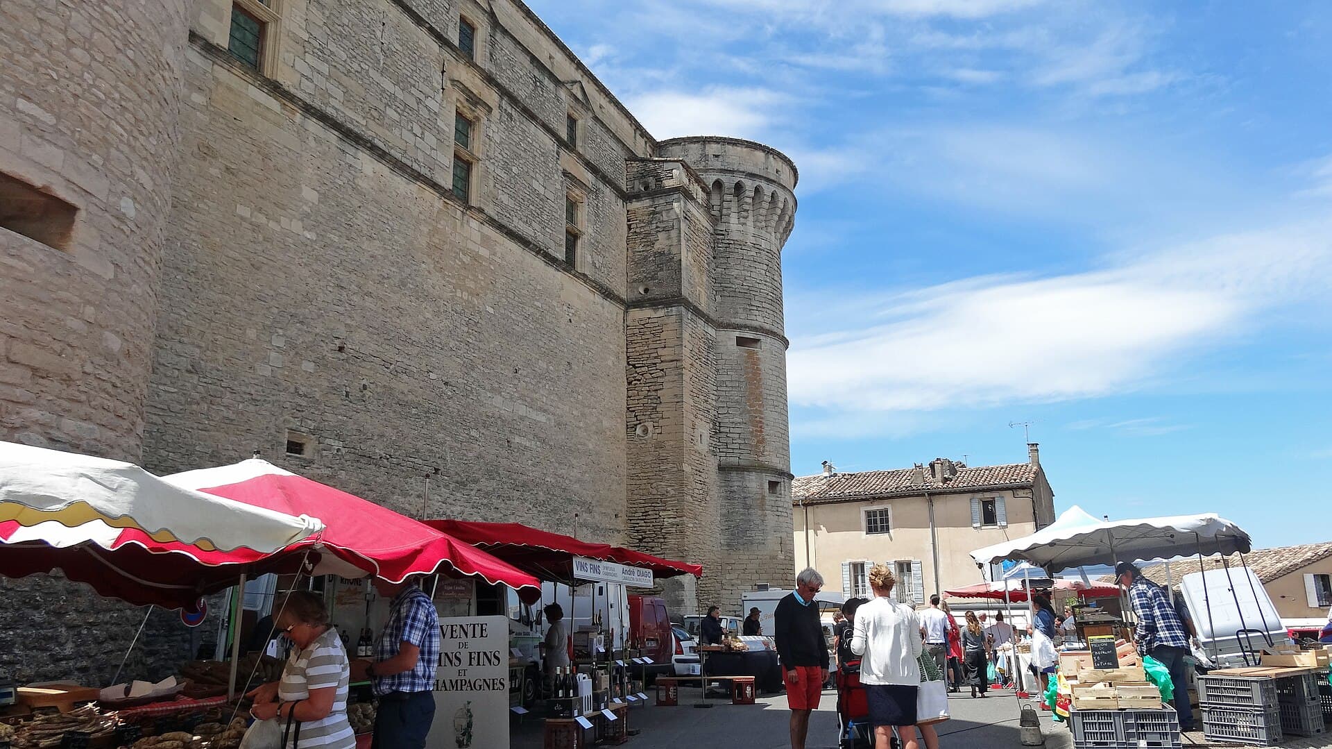 Château de Gordes — château à Gordes, Vaucluse, façade, classé mh