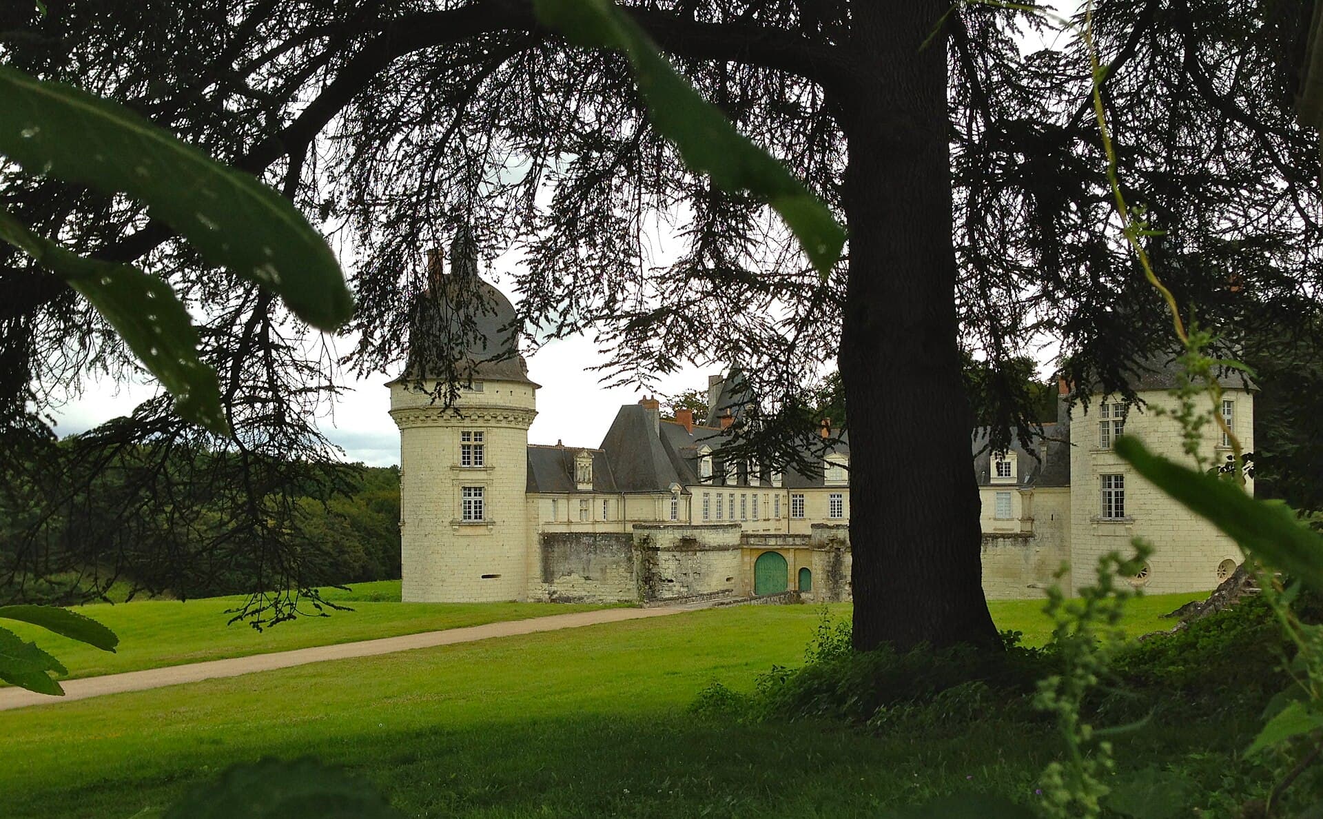 Château de Gué-Péan — château à Monthou-sur-Cher, Loir-et-Cher, intérieur, classé mh