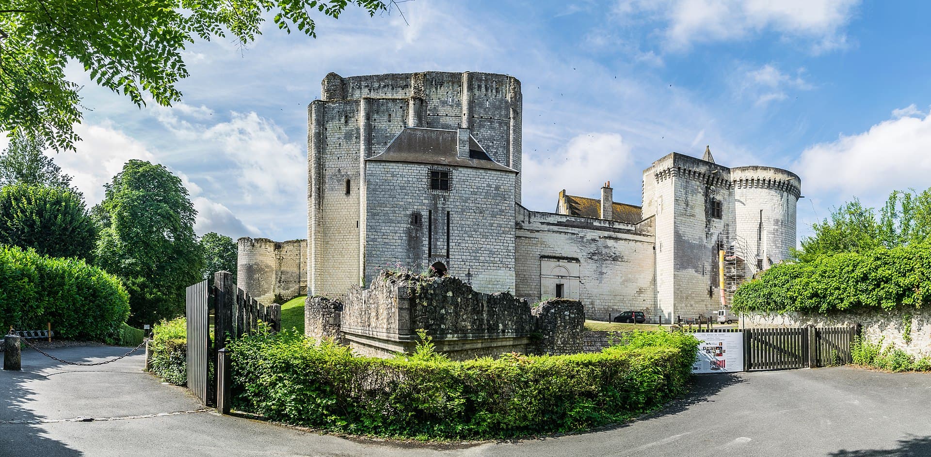 Château de Loches – logis royal — château à Loches, Indre-et-Loire, intérieur, classé mh