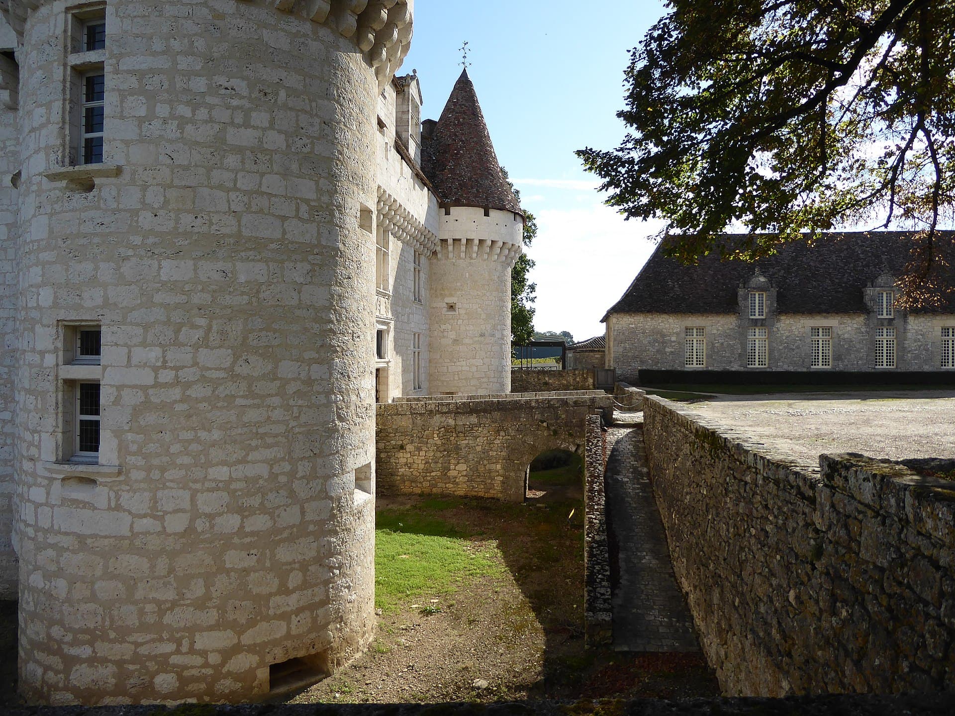 Château de Monbazillac — château à Monbazillac, Dordogne, classé mh