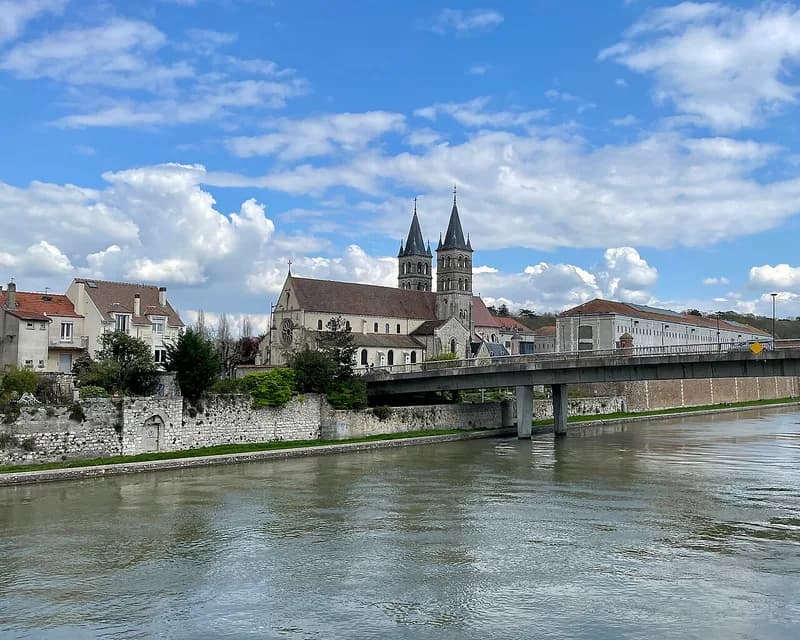 Église Saint-Aspais de Melun