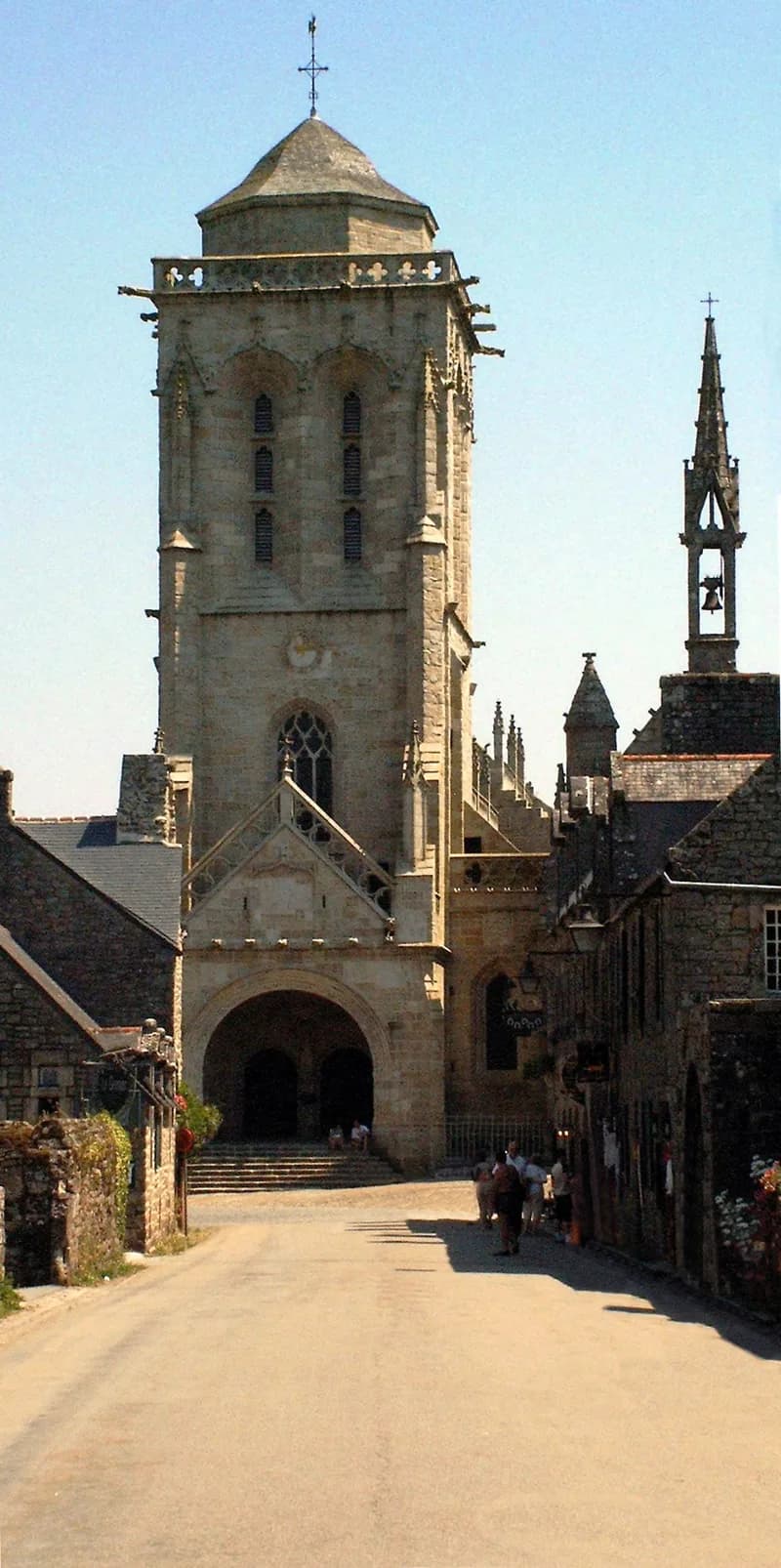 Église Saint-Ronan et chapelle du Pénity de Locronan