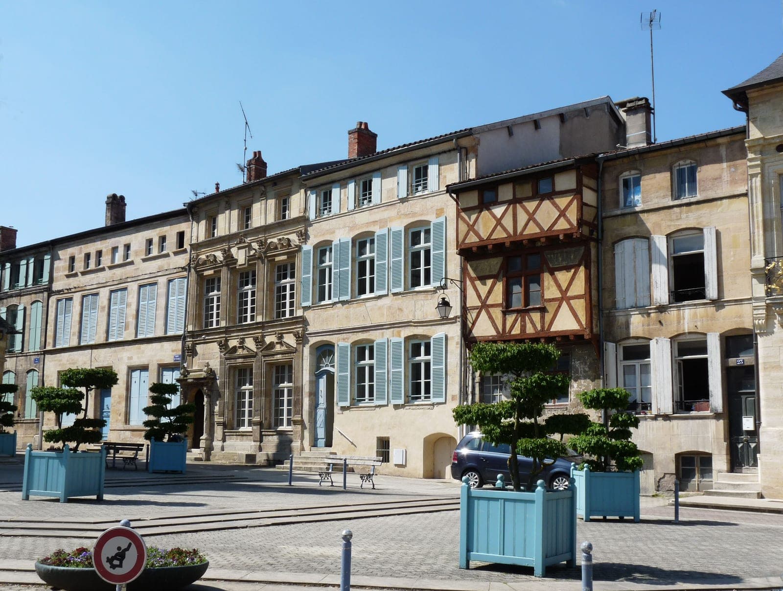La Ville haute de Bar-le-Duc — architecture civile à Bar-le-Duc (55) — vue 2