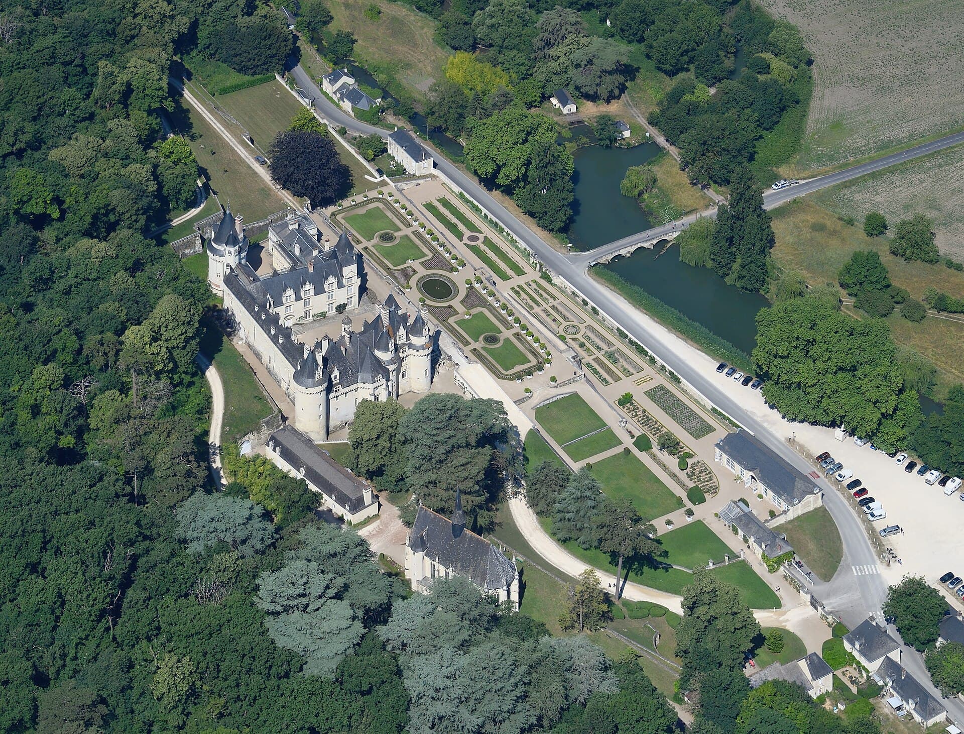 Château d'Ussé — château à Rigny-Ussé, Indre-et-Loire, classé mh