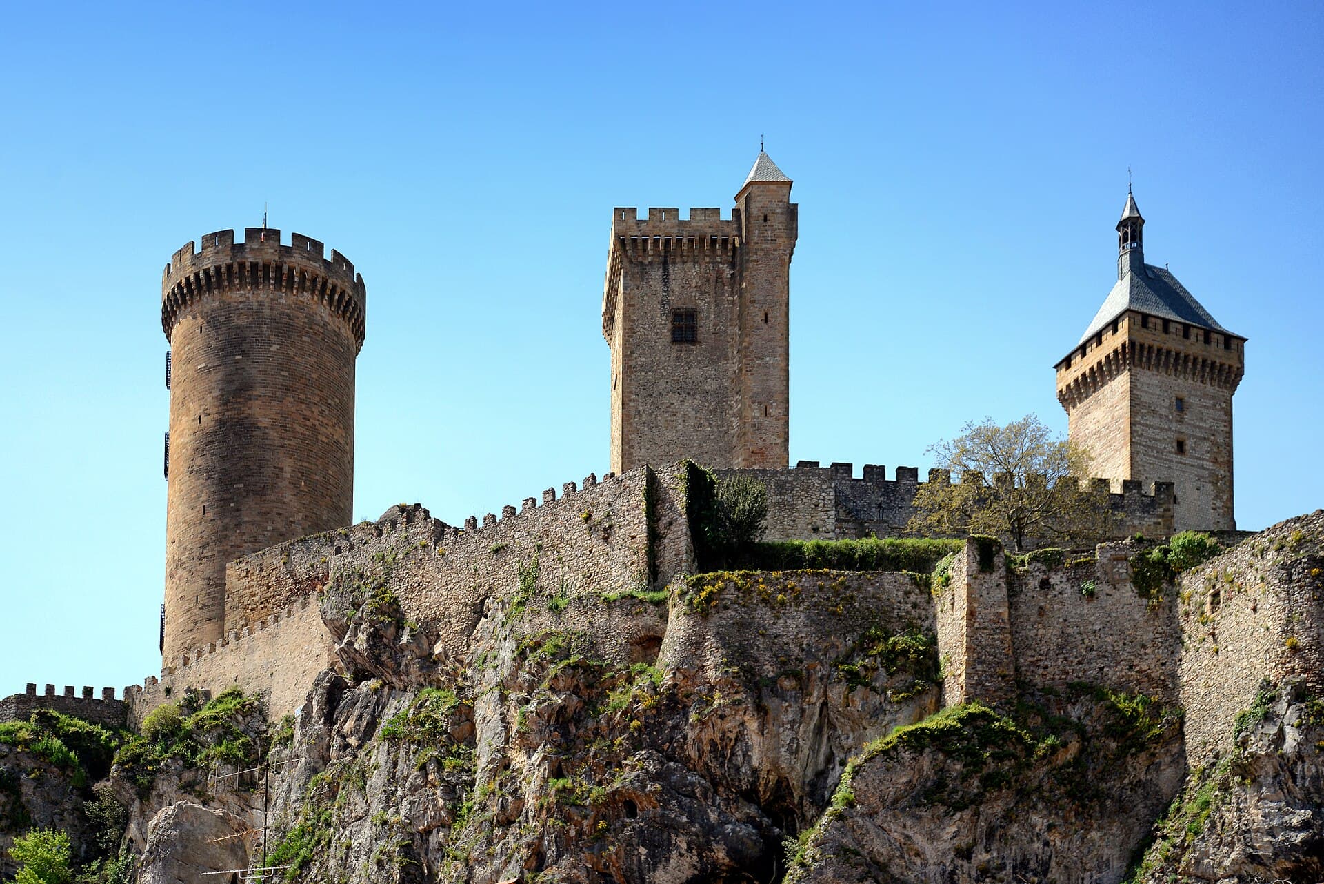 Château de Foix (Foix) Château de Foix — château à Foix, Ariège, façade, classé mh