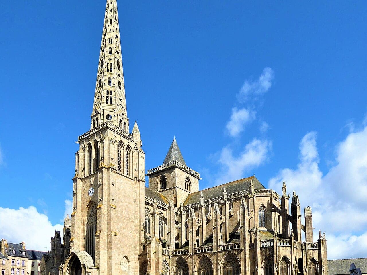 Chapelle Notre-Dame du Kreisker de Saint-Pol-de-Léon — édifice religieux à Saint-Pol-de-Léon (Finistère (29)) (29), monument historique (Classé MH) — vue 2
