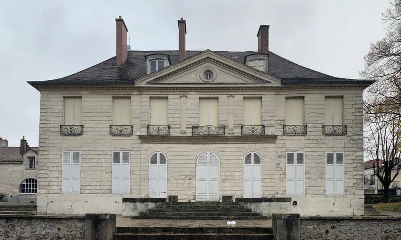 Château (ancien) ou Château des Cèdres — château à Montfermeil, Seine-Saint-Denis, inscrit mh