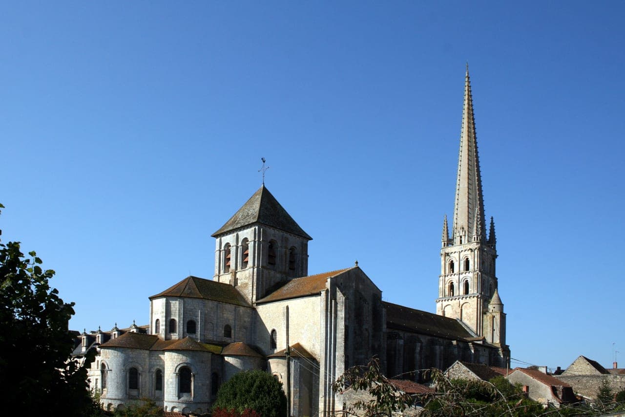 Église abbatiale de Saint-Savin-sur-Gartempe — édifice religieux à Nouvelle-Aquitaine (null) — vue 2