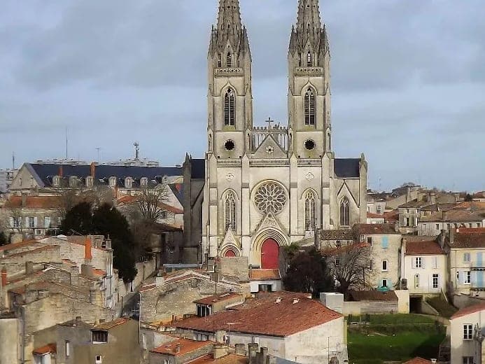 Église Notre-Dame de Niort — édifice religieux à Niort (Deux-Sèvres (79)) (79), monument historique (Classé MH) — vue 2