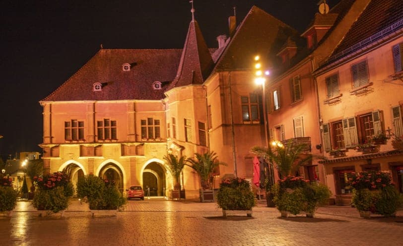 Le Palais de la Régence — édifice public à Ensisheim (68), monument historique (Classé MH) — vue 3