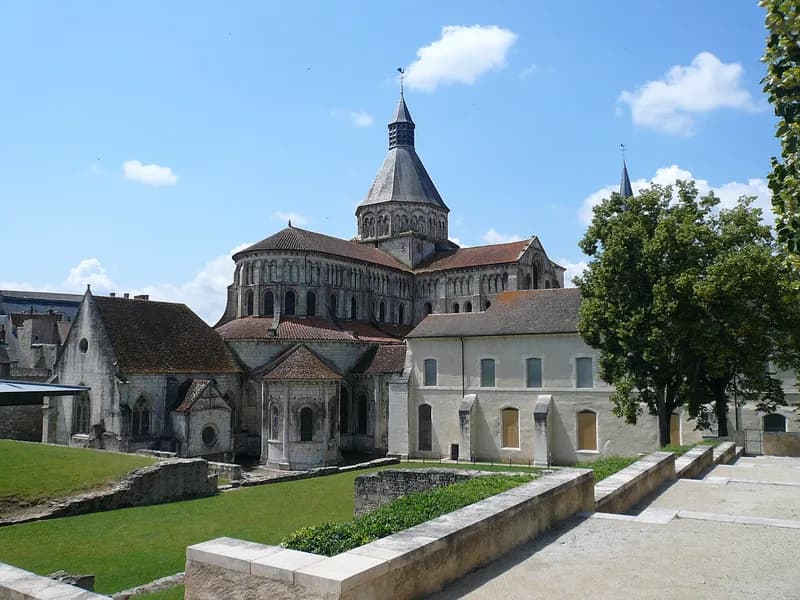 Prieurale Sainte-Croix-Notre-Dame de La Charité-sur-Loire