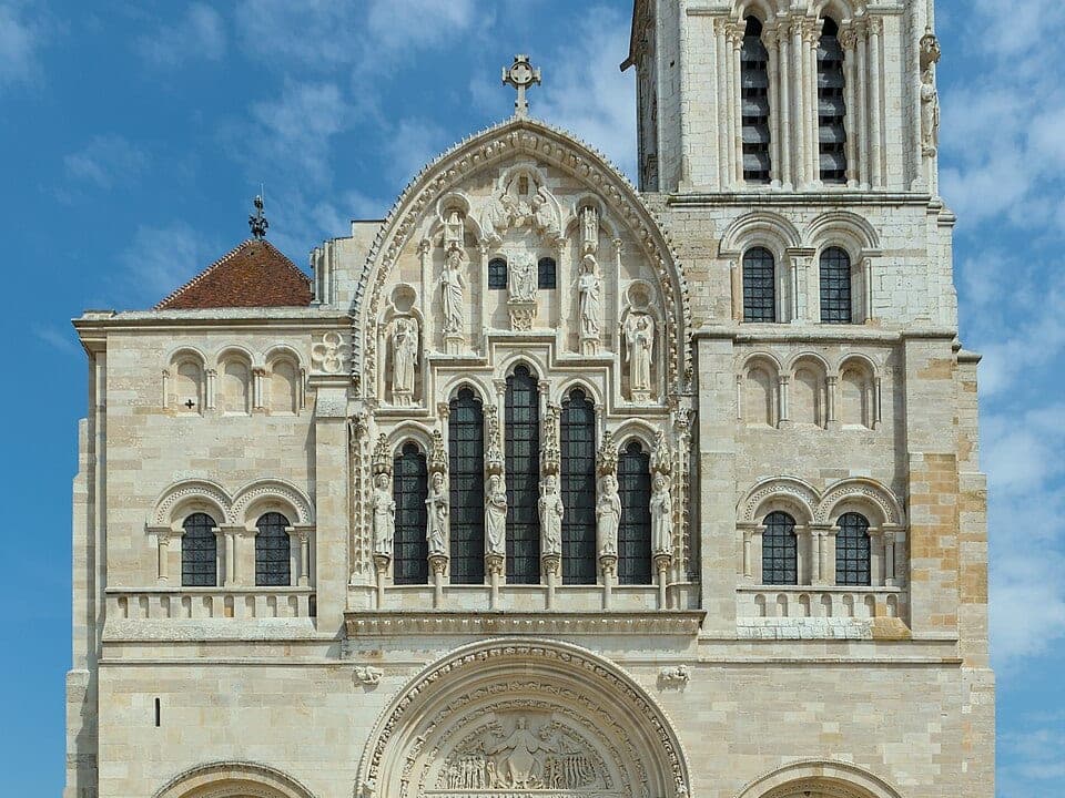 Vézelay — Basilique et colline
