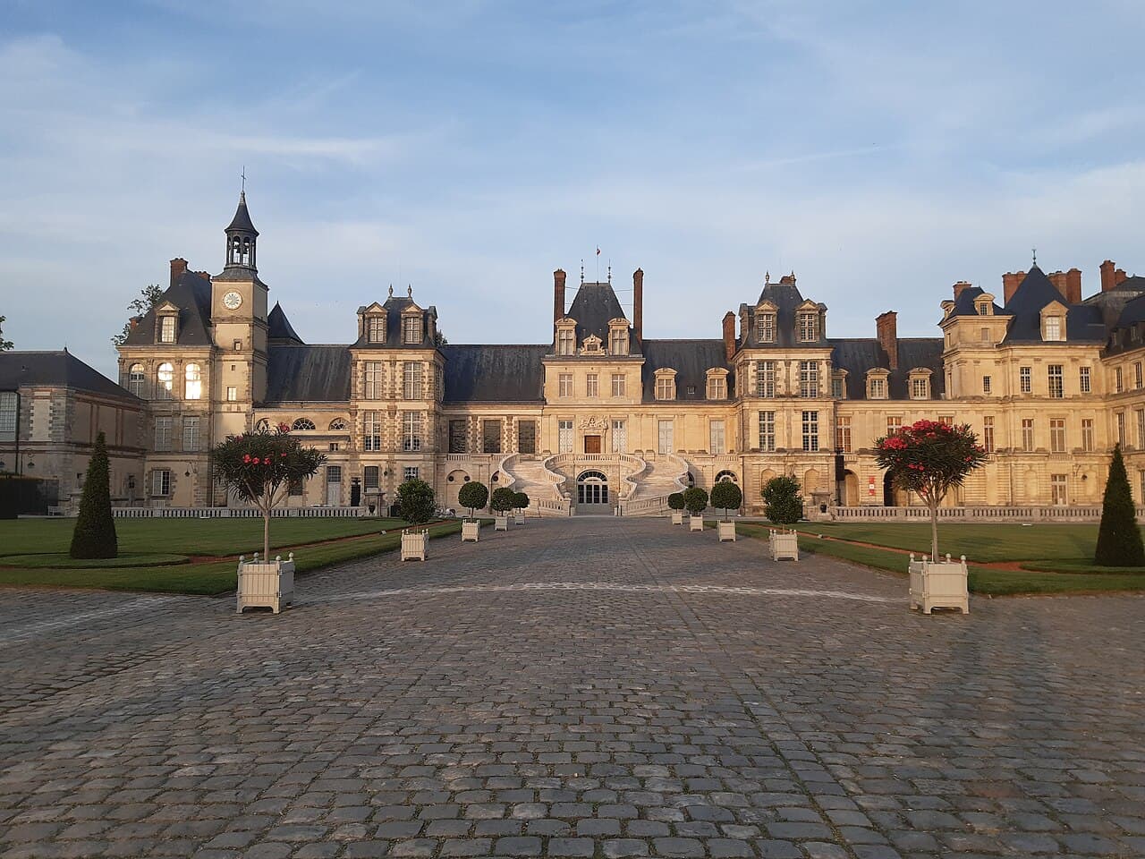 Programme sculptural du Château-Neuf de Saint-Germain