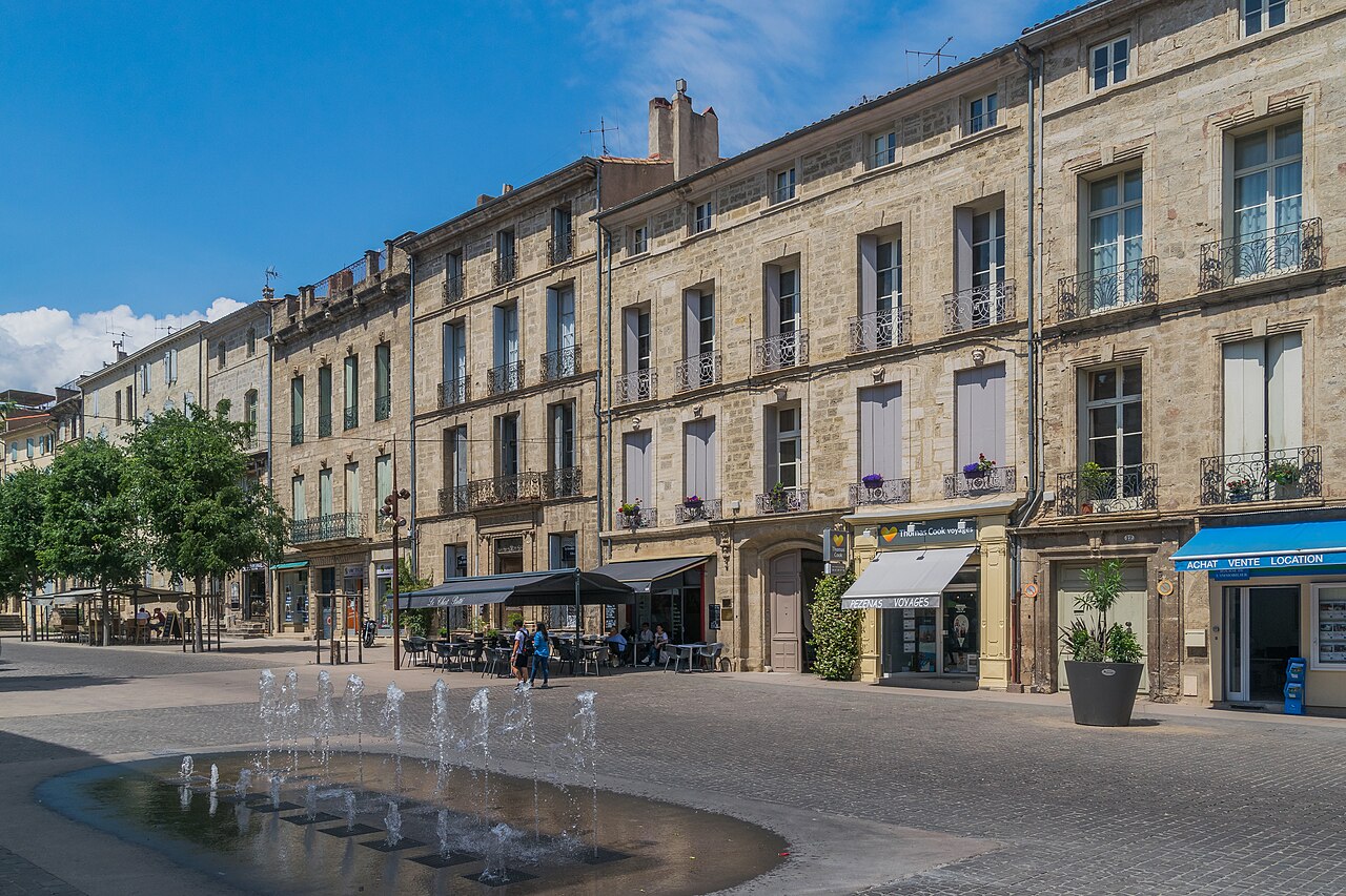 Hôtel de Lacoste — architecture civile à Pézenas (34), monument historique (Classé MH)