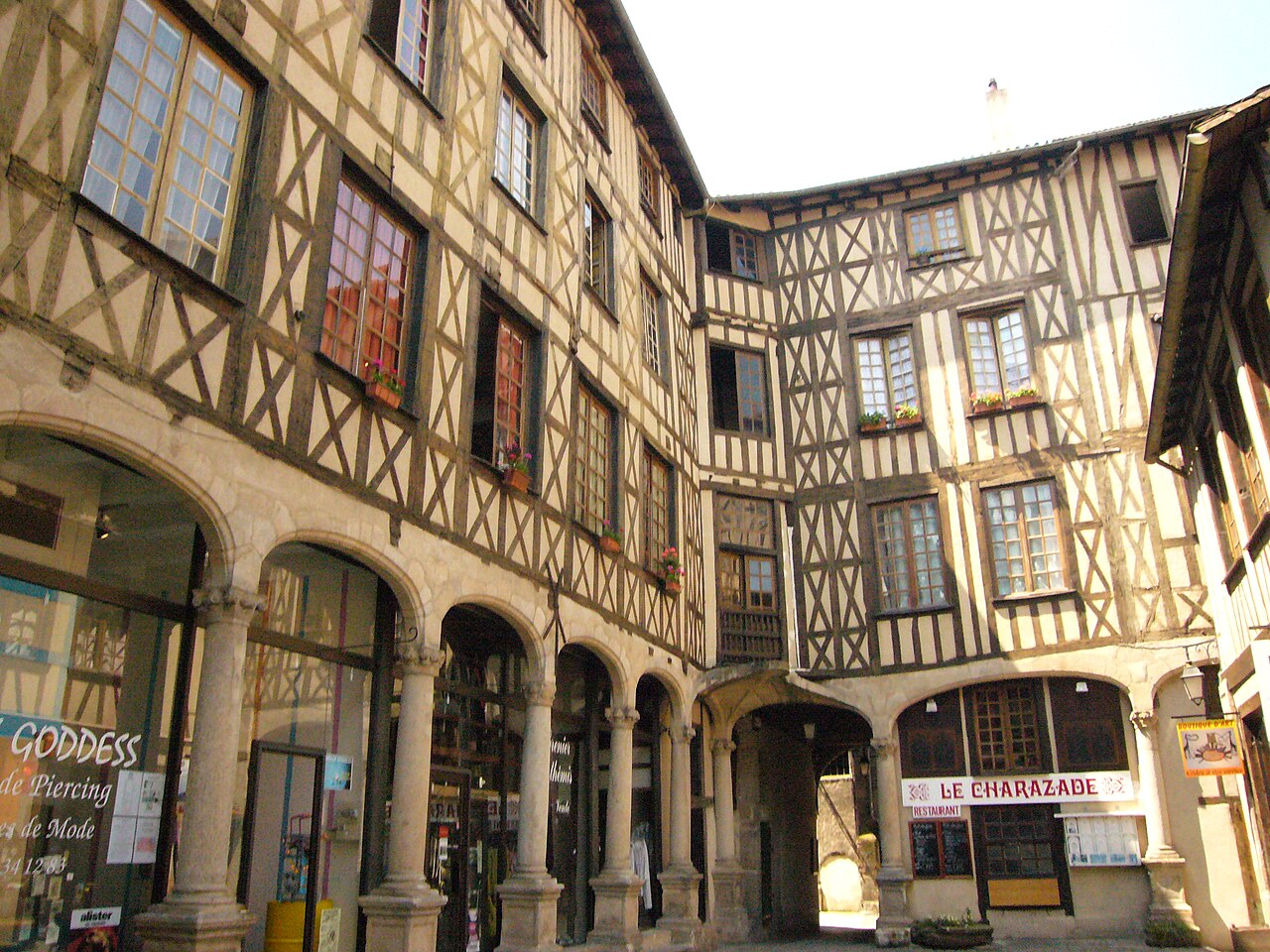 Musée des Beaux-Arts de Limoges — Émaux
