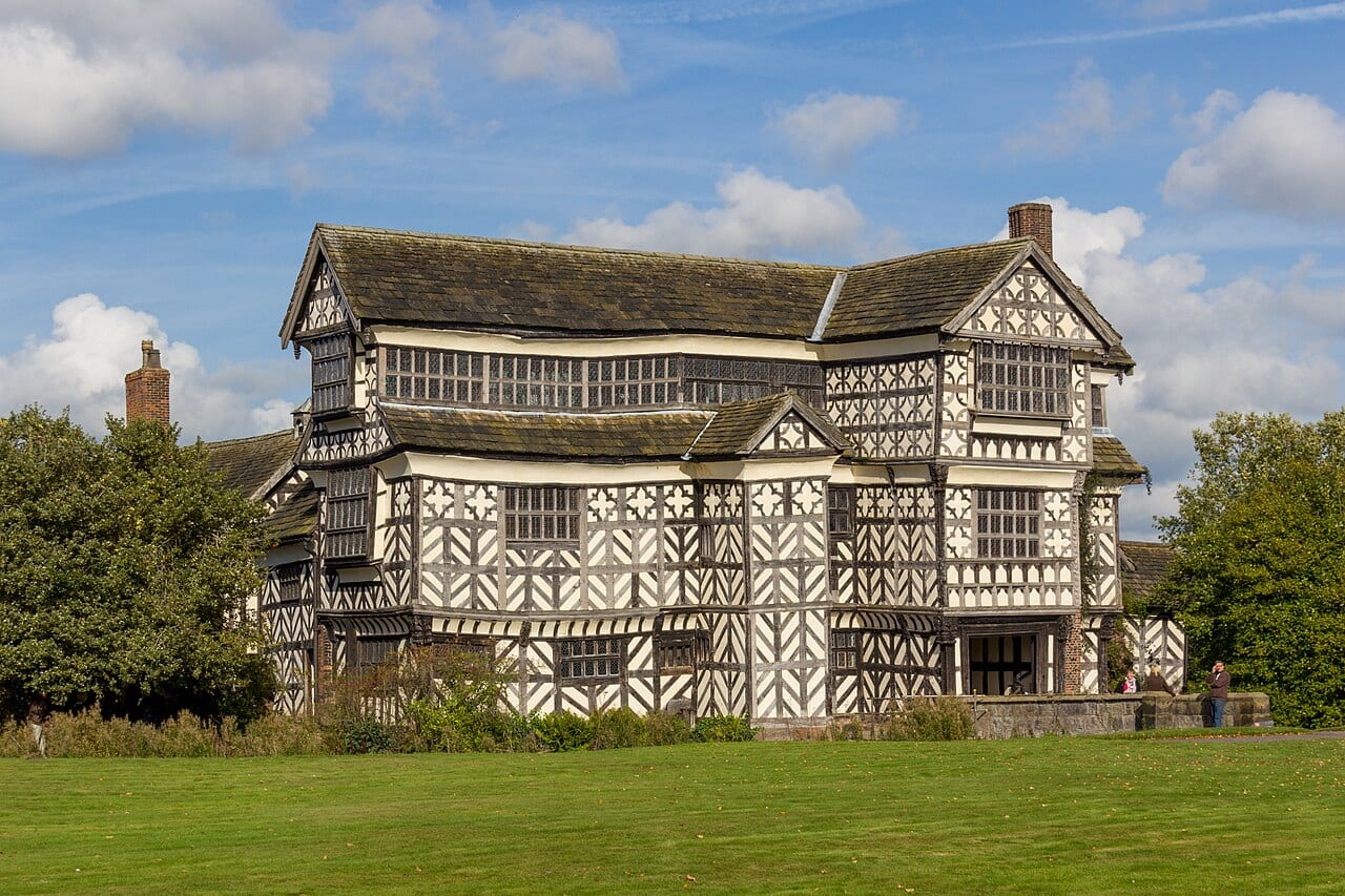 Little Moreton Hall à Cheshire
