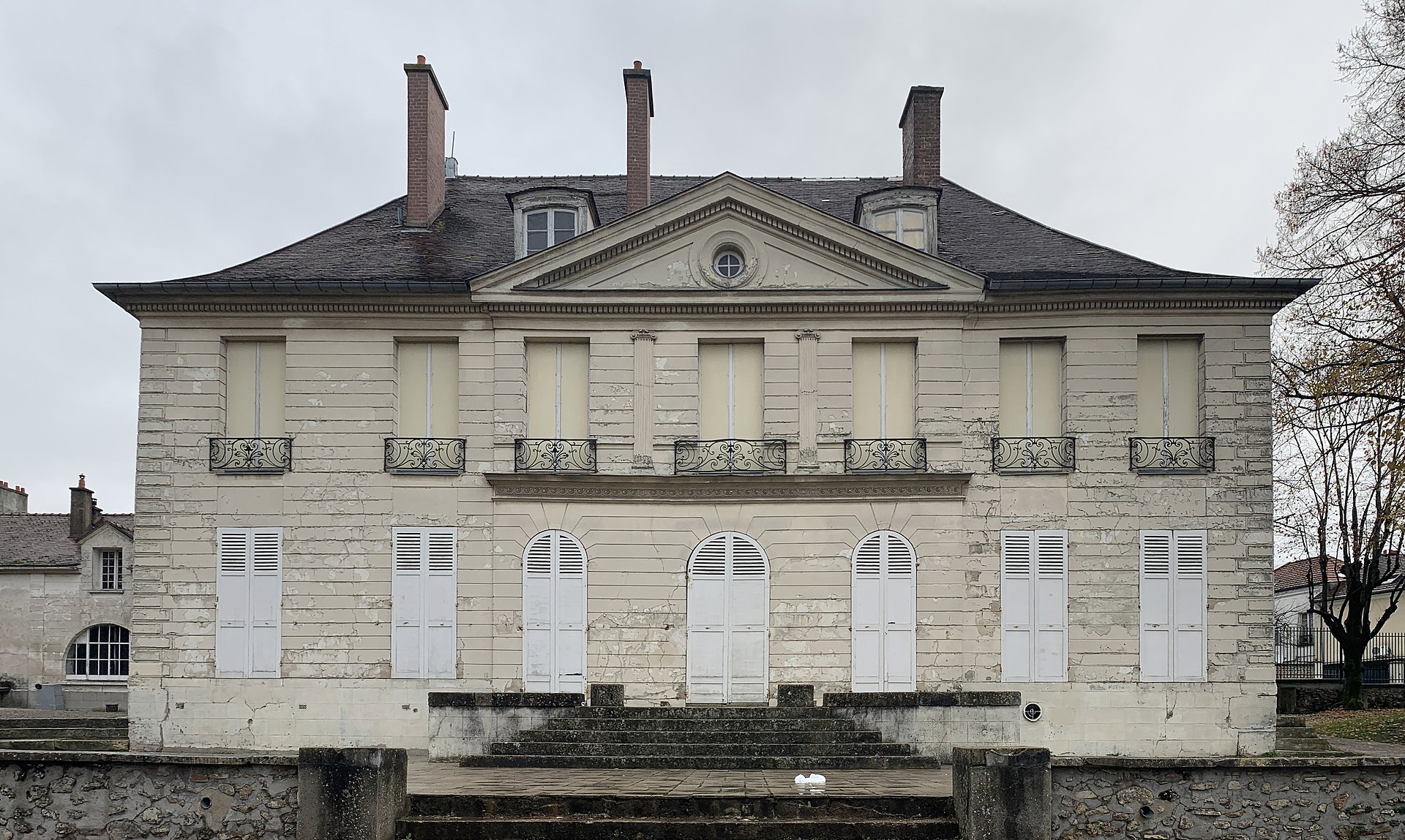Château (ancien) ou Château des Cèdres — château à Montfermeil, Seine-Saint-Denis, inscrit mh