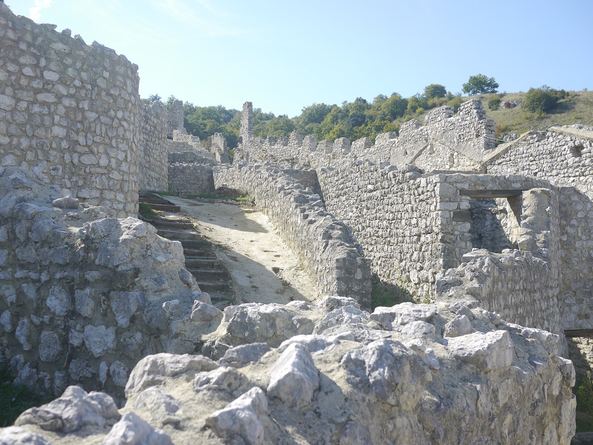 Château de Crussol – ruines