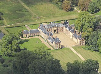 Château de Pontchartrain — château à Jouars-Pontchartrain, Yvelines, classé mh