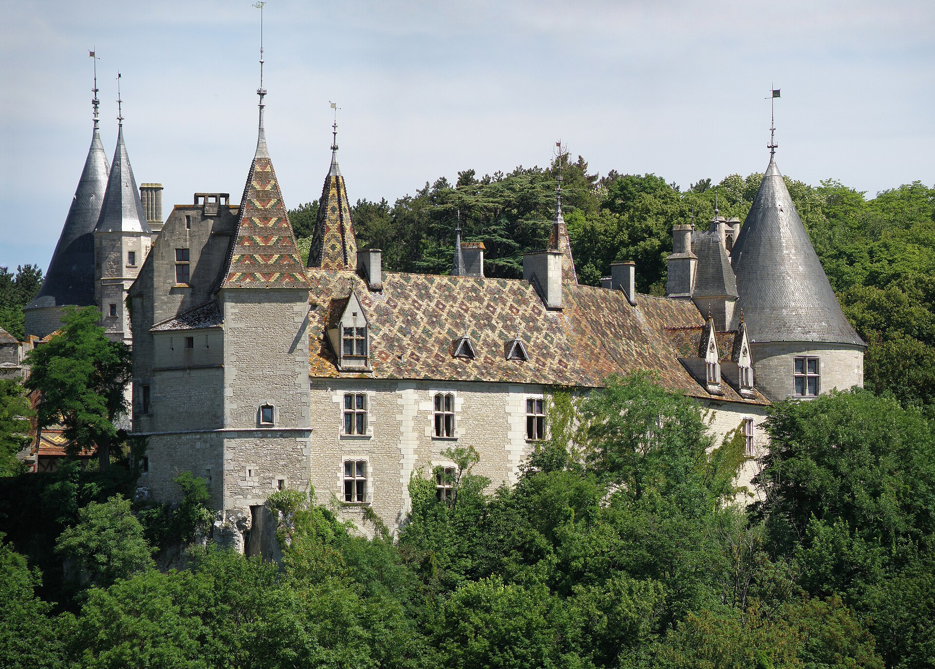 Château de Rochepot — château à La Rochepot, Côte-d'Or, classé mh