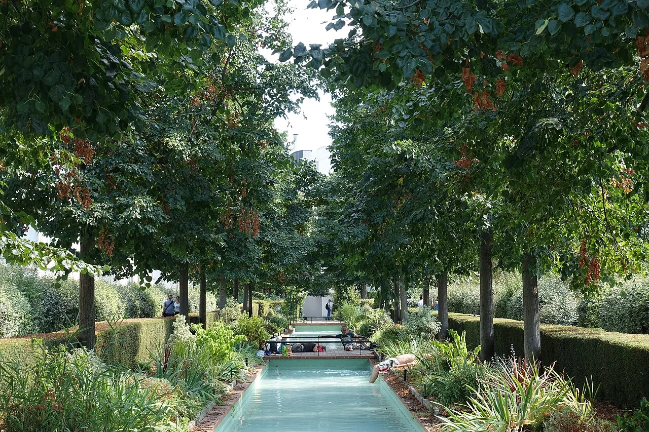 Promenade Plantée (Coulée verte René-Dumont)
