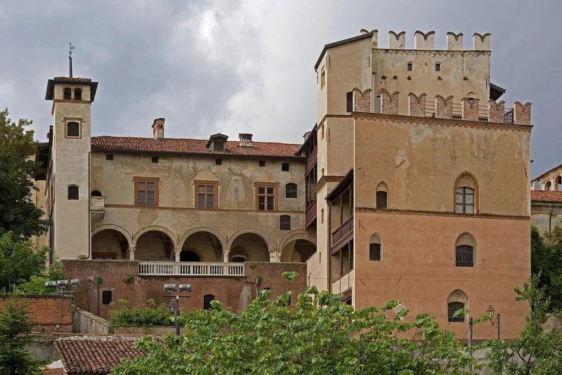 Vue de La Casa Cavassa à Saluces