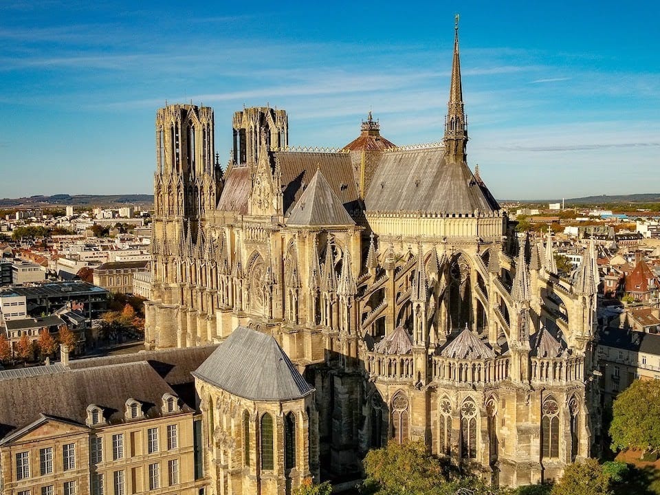 Cathédrale Notre-Dame de Reims, Palais du Tau et Abbaye de Saint-Remi — édifice religieux à Grand Est (null)