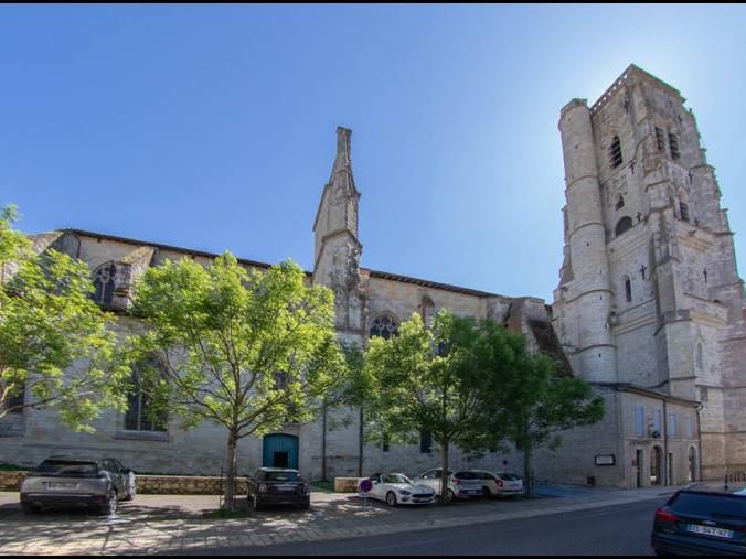 Cathédrale Saints-Gervais-et-Protais de Lectoure — édifice religieux à Lectoure (Gers (32)) (32), monument historique (Classé MH)