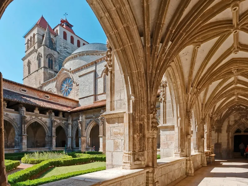 Cathédrale Saint-Étienne de Cahors — édifice religieux à Cahors (46), monument historique (Classé MH) — vue 2