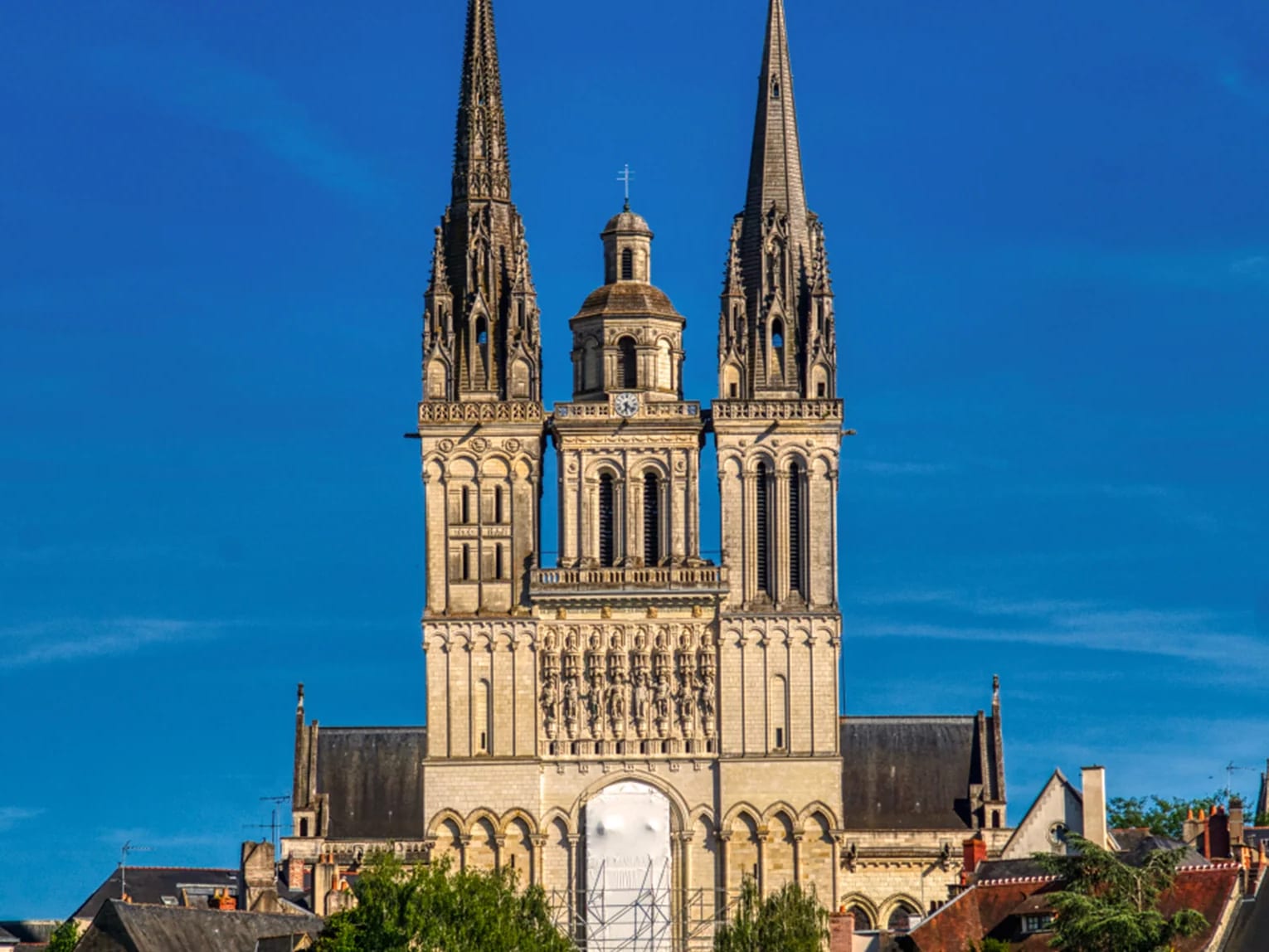 Cathédrale Saint-Maurice d'Angers — édifice religieux à Angers (Maine-et-Loire (49)) (49), monument historique (Classé MH)