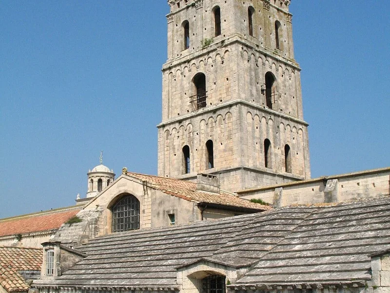 Cathédrale Saint-Trophime d'Arles — édifice religieux à Arles (13), monument historique (Classé MH) — vue 3