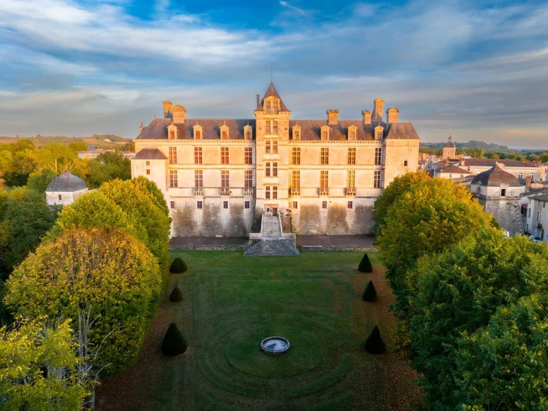 Château de Cadillac — château à Cadillac (33), monument historique (Classé MH) — vue 3