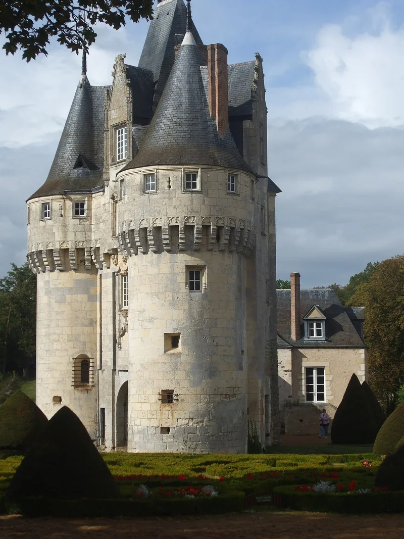 Château de Frazé (Frazé) Château de Frazé — château à Frazé, Eure-et-Loir, façade, classé mh