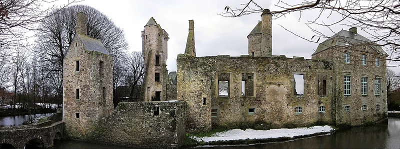 Château de Gratot (Gratot) Château de Gratot — château à Gratot, Manche, façade, classé mh