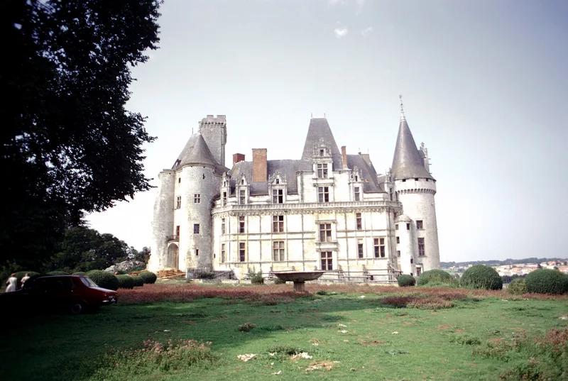 Château de la Rochefoucauld — château à La Rochefoucauld, Charente, façade, classé mh