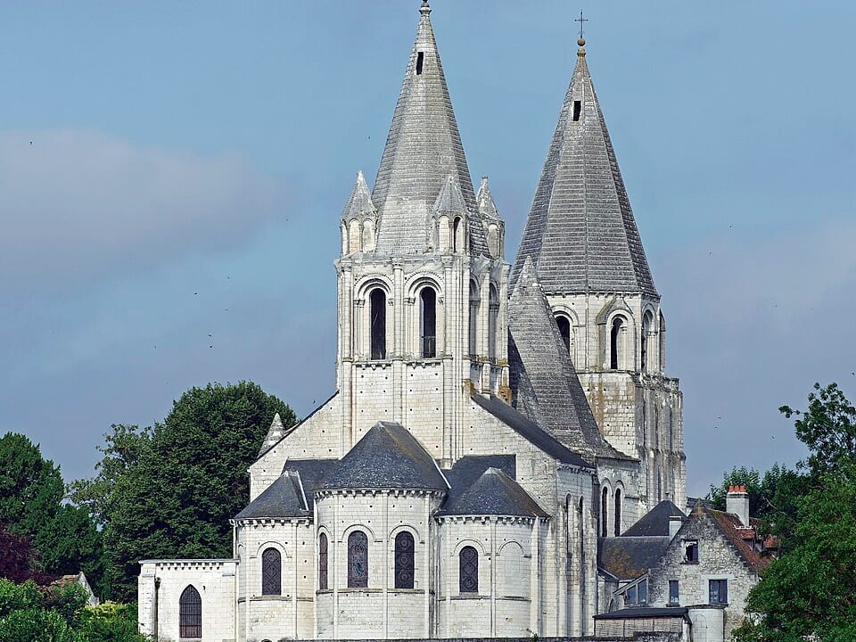 Collégiale Saint-Ours de Loches — édifice religieux à Loches (Indre-et-Loire (37)) (37), monument historique (Classé MH)