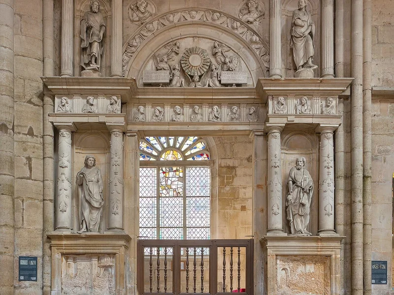 Collégiale Notre-Dame de Semur-en-Auxois — édifice religieux à Semur-en-Auxois (21), monument historique (Classé MH) — vue 4