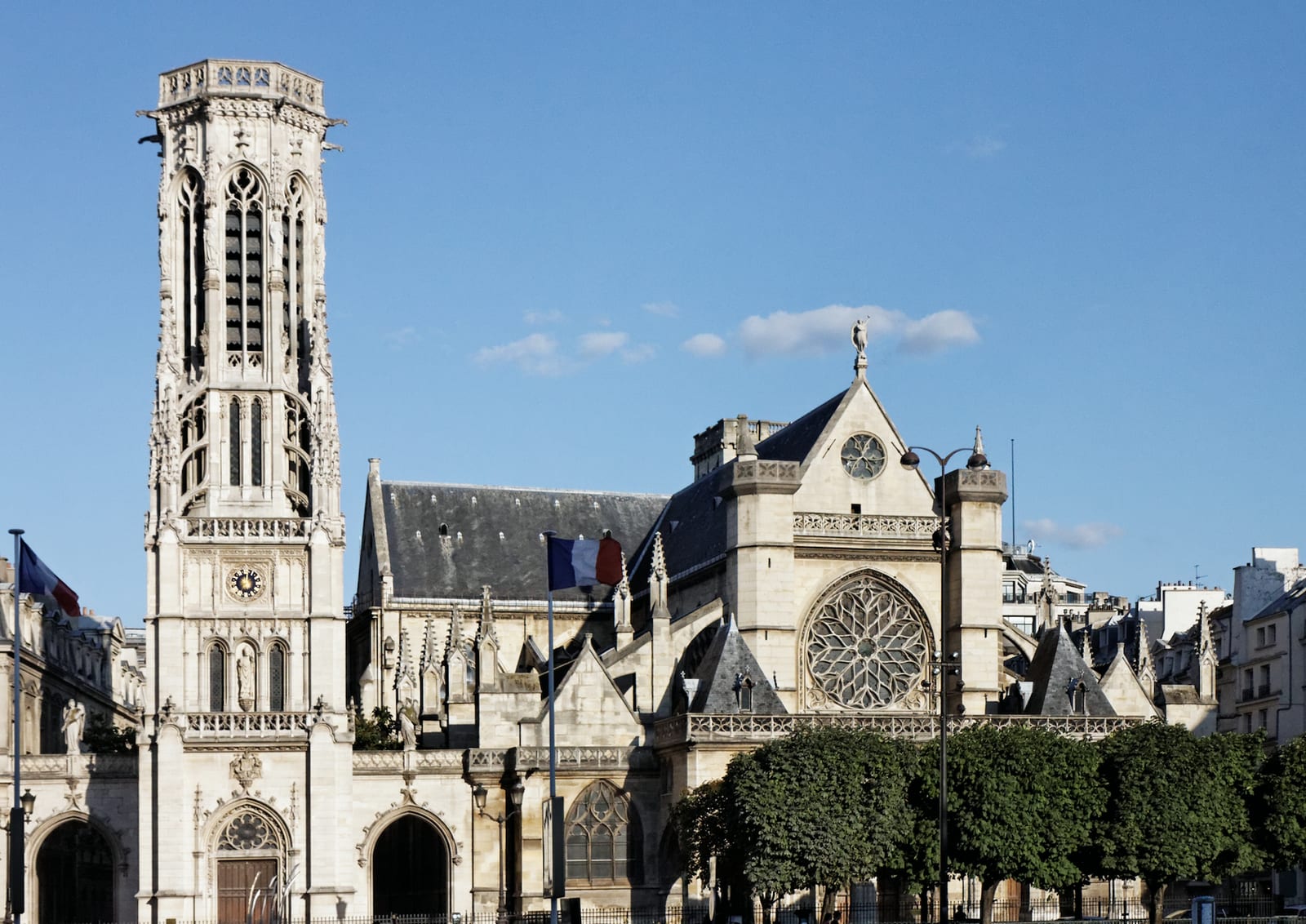 Église Saint-Germain-l'Auxerrois — édifice religieux à Paris 1er (75), monument historique (Classé MH)