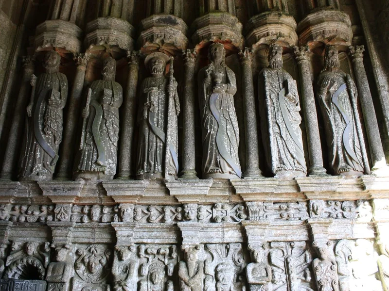 Église Notre-Dame de Bodilis (enclos paroissial) — édifice religieux à Bodilis (29), monument historique (Classé MH) — vue 3