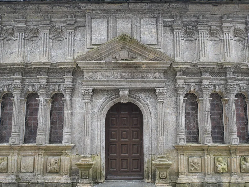 Église Saint-Yves de La Roche-Maurice (enclos paroissial) — édifice religieux à La Roche-Maurice (29), monument historique (Classé MH) — vue 3