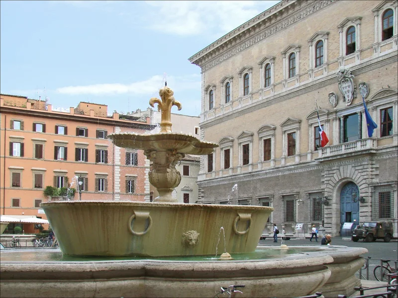 Les Fontaines de la Piazza Farnese dans son environnement