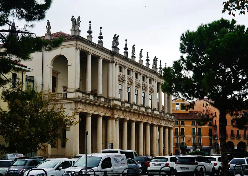 Façade de Le Palazzo Chiericati de Vicence