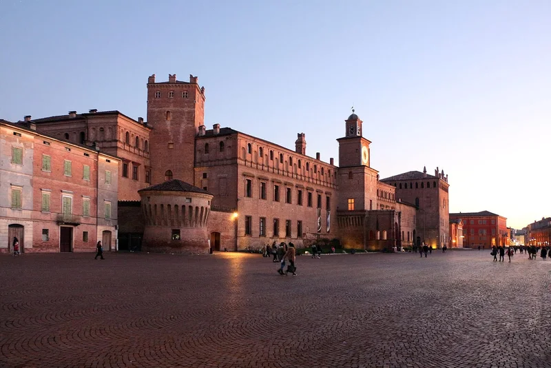 Façade de Le Palazzo dei Pio à Carpi (la cour d'Alberto Pio)