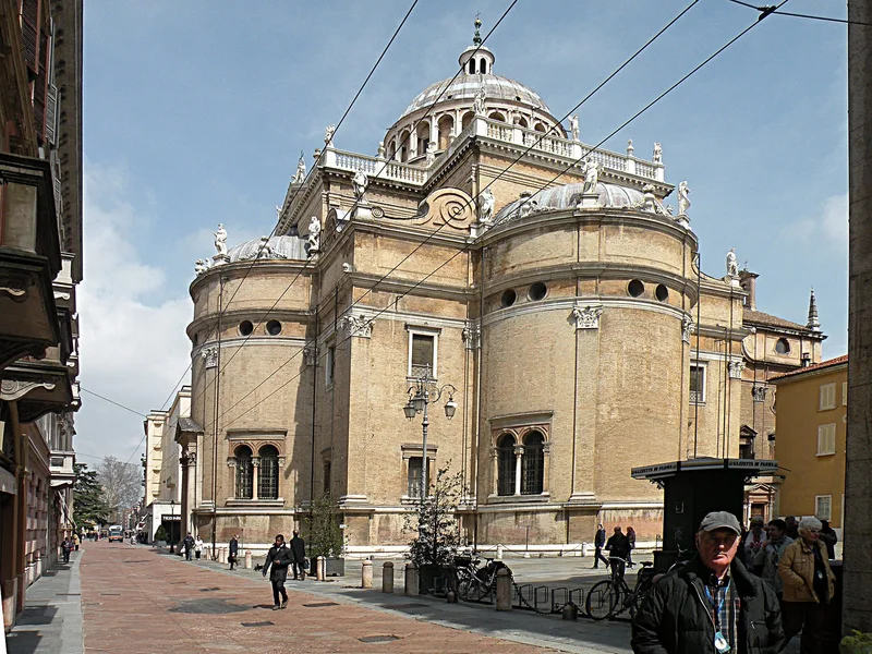 Intérieur de La basilique Santa Maria della Steccata à Parme