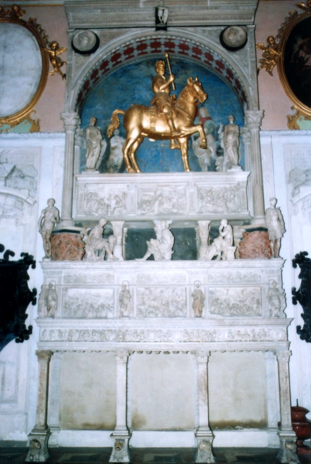 Monumento funebre a Bartolomeo Colleoni