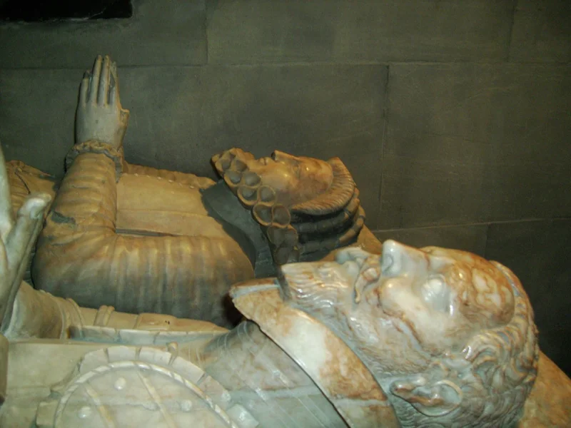 Monument de Sir Thomas Lucy